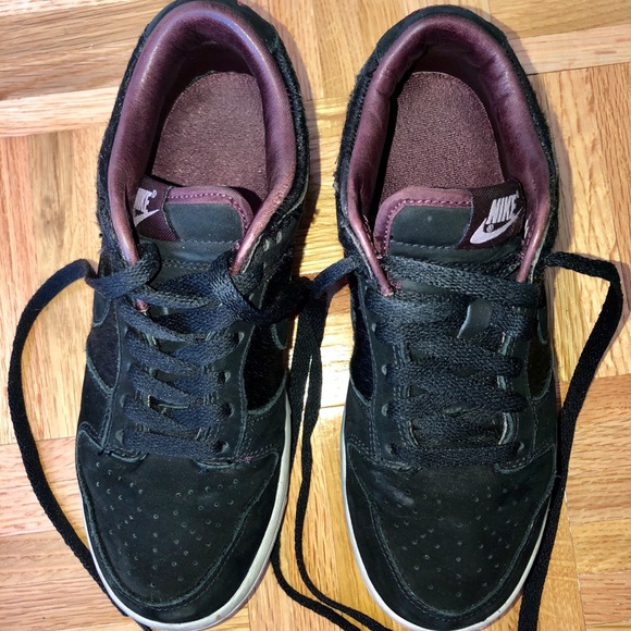 Nike Women Limited Edition Sneakers Black Purple 7